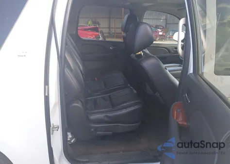 2012 Chevrolet Suburban 1500 Lt z USA, uszkodzony, nr VIN 1GNSCJE09CR146967